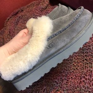 UGG SLIPPERS❣️